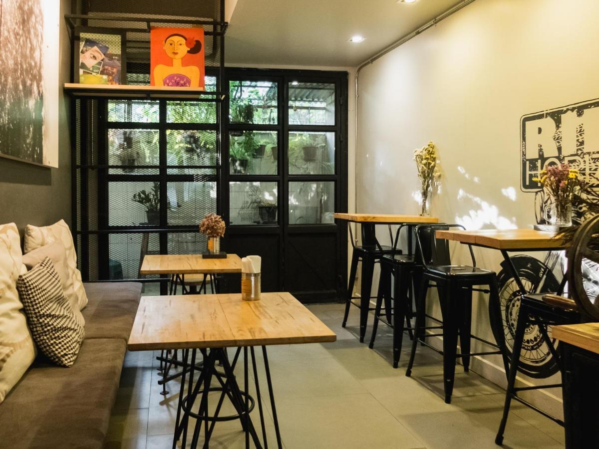 Pyur O'Tel Chiang Mai Exterior photo